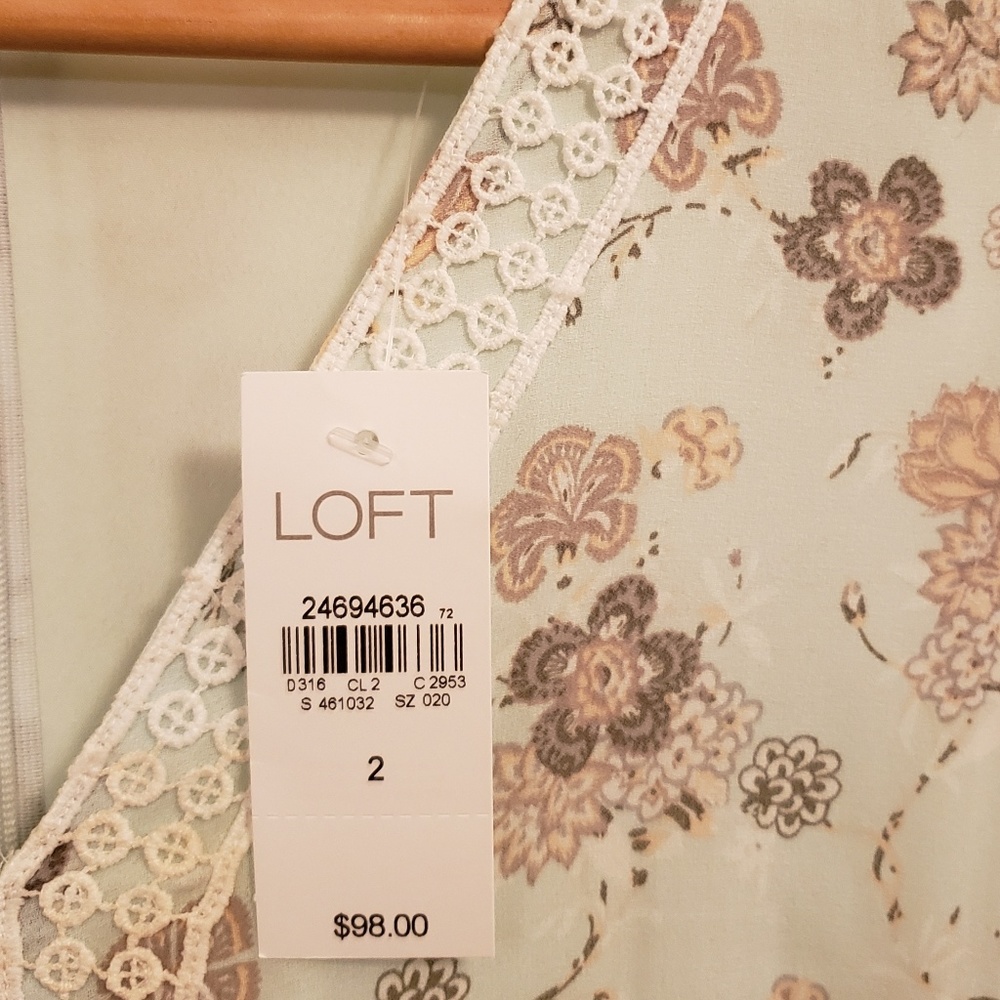 Sleeves Ann Loft mint green Paisley summer dress.